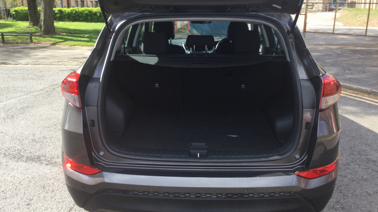 Hyundai Tucson 1.6 GDi Blue Drive SE Nav 5dr 2WD Petrol Estate